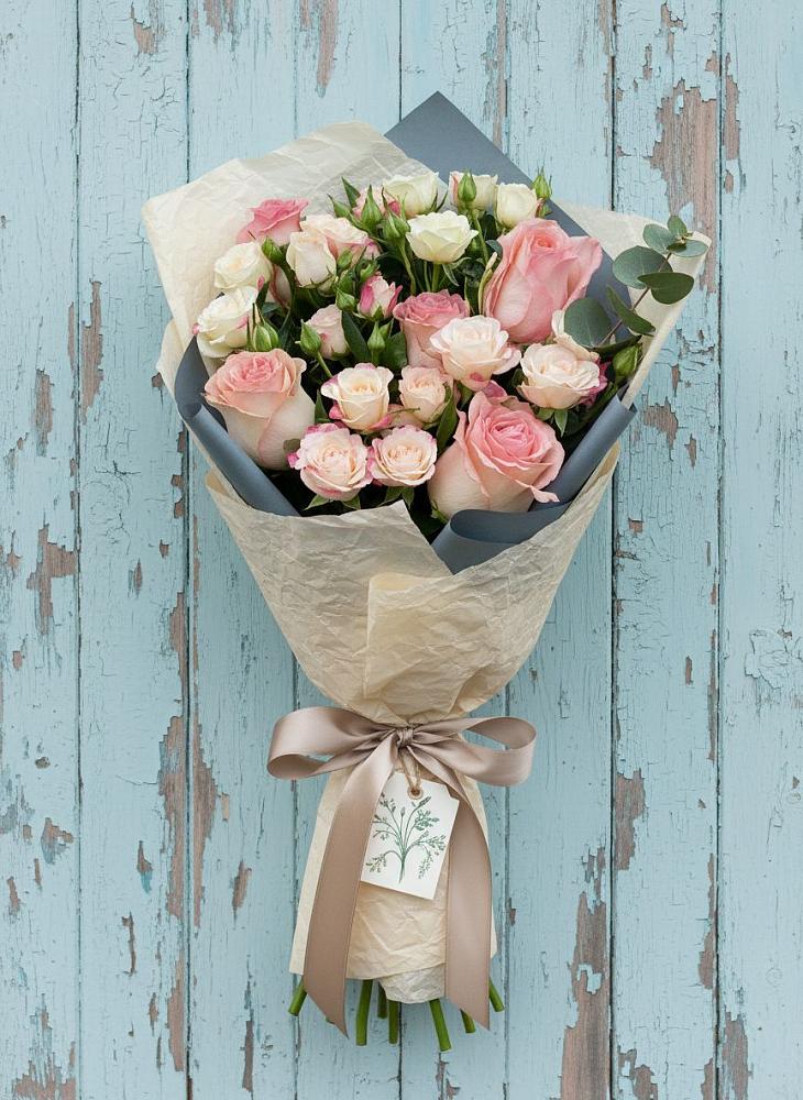 Букет цветов из: Розы в Сосновоборске Красноярского края