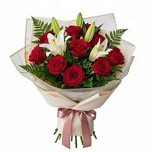 Букет цветов из:  Лилии и Розы #REPLACE_PRED# Сосновоборске Красноярского края