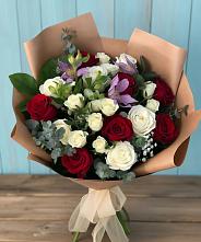 Букет цветов из:  Розы и Альстромерии #REPLACE_PRED# Сосновоборске Красноярского края