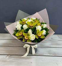 Букет цветов из:  Орхидеи и Розы в Сосновоборске Красноярского края