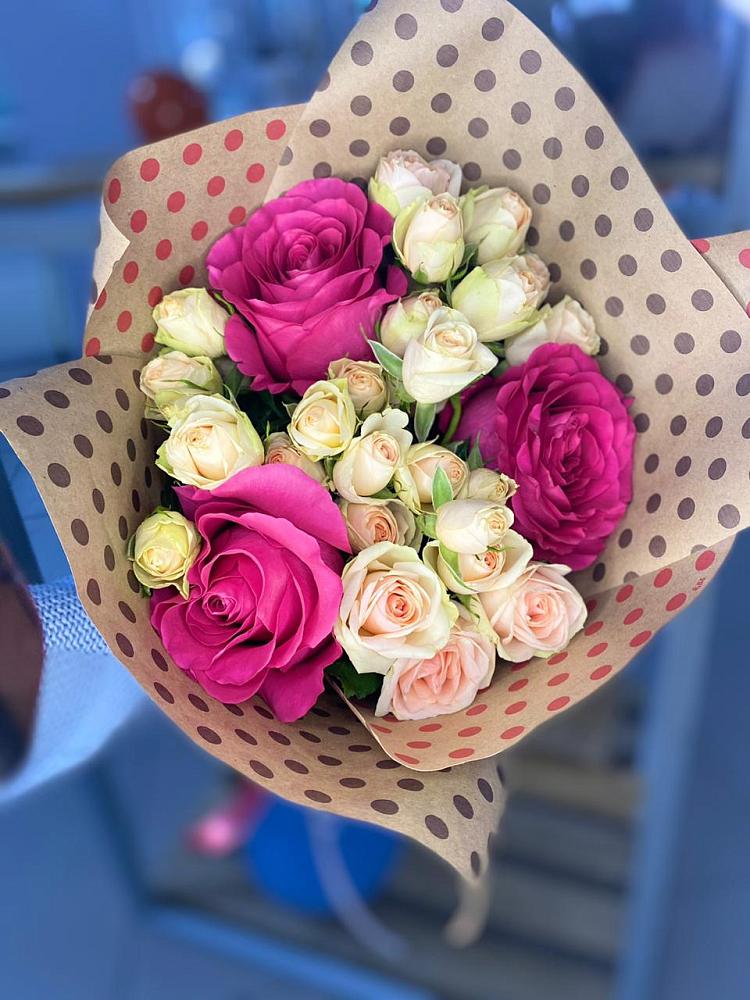 Букет цветов из: Розы в Сосновоборске Красноярского края