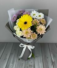 Букет цветов из:  Розы, Герберы и Хризантемы в Сосновоборске Красноярского края