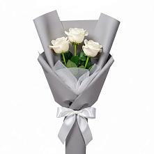 Букет 3 белые розы #REPLACE_PRED# Сосновоборске Красноярского края
