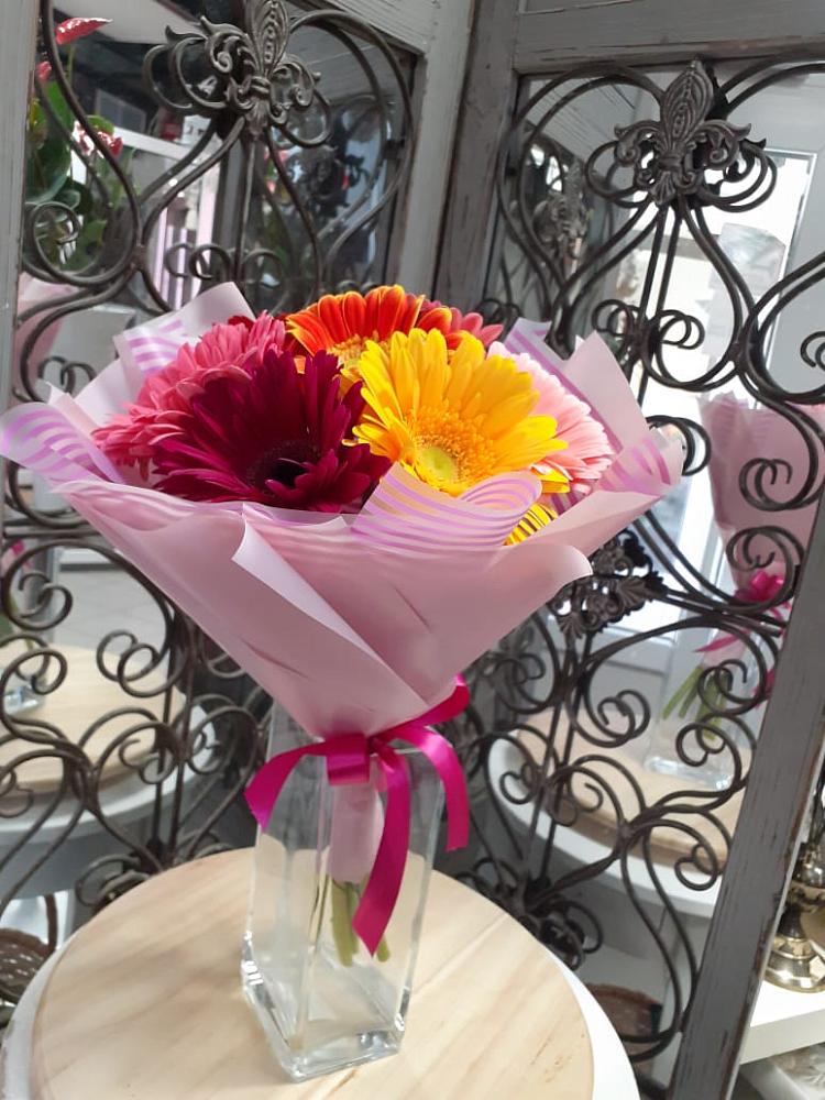 Букет цветов из: Герберы в Сосновоборске Красноярского края