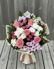 Букет цветов из:  Альстромерии, Гвоздики, Розы и Хризантемы в Сосновоборске Красноярского края