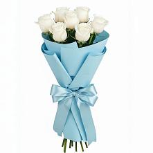 Букет 7 белых роз Проуд в Сосновоборске Красноярского края