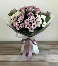 Букет цветов из:  Хризантемы и Розы в Сосновоборске Красноярского края