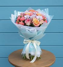 Букет цветов из:  Хризантемы и Розы в Сосновоборске Красноярского края