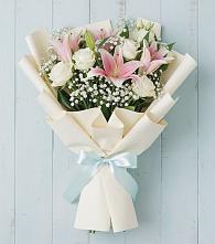 Букет цветов из:  Лилии в Сосновоборске Красноярского края
